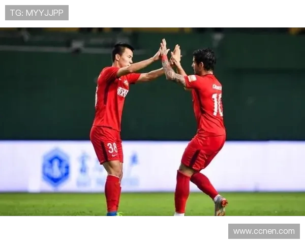 中超激战苏宁迎战深圳球队争夺关键三分全力以赴展现实力